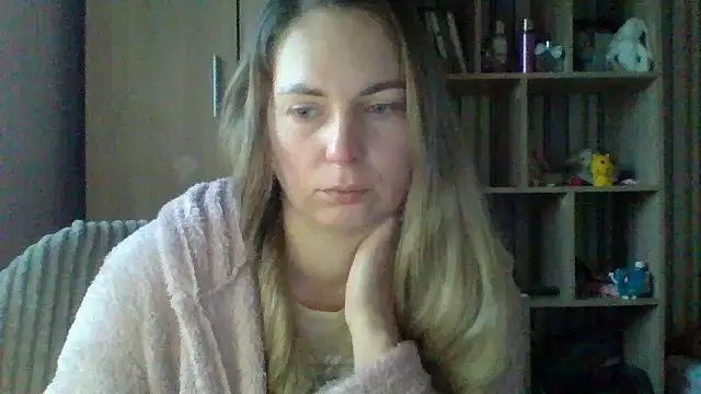 Snapshot of VikiLove765 chatting on 02-28-26, 04:34 VikiLove765 online show from 02-28-26, 04:34