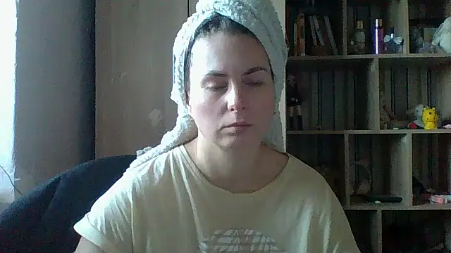 Snapshot of VikiLove765 chatting on 03-02-26, 05:19 VikiLove765 online show from 03-02-26, 05:19