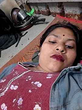 Snapshot of Punam_shekh chatting on 06-11-26, 04:37 Punam shekh online show from 06-11-26, 04:37