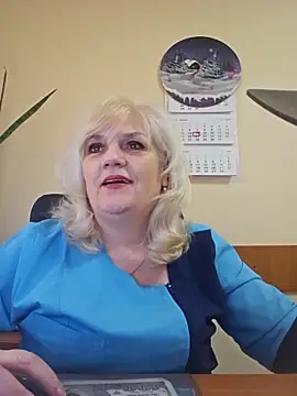 Snapshot of AliceStar333 chatting on 03-04-26, 05:48 AliceStar333 online show from 03-04-26, 05:48