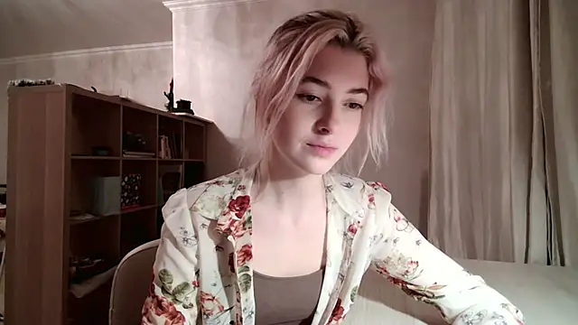 Snapshot of Dia_DeAmas chatting on 02-09-26, 03:21 Dia DeAmas online show from 02-09-26, 03:21