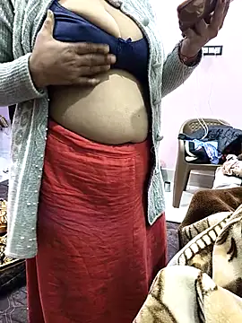 Snapshot of pammisingh009 chatting on 01-05-26, 06:22 pammisingh009 online show from 01-05-26, 06:22