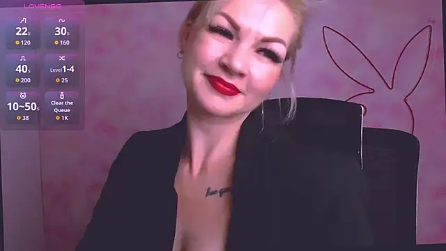 Snapshot of Madonna_Fire chatting on 05-13-26, 11:39 Madonna Fire online show from 05-13-26, 11:39
