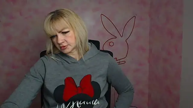 Madonna Fire online show from 04-12-26, 06:05