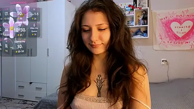 miralyn  online show from 02-11-26, 08:36