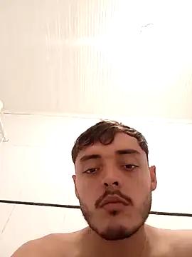 Juninho18c online show from 04-20-26, 05:03