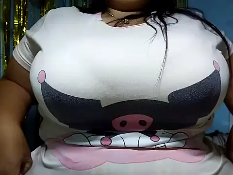Snapshot of schoco_milff chatting on 07-12-26, 01:23 schoco milff online show from 07-12-26, 01:23