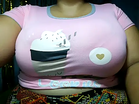 Snapshot of schoco_milff chatting on 06-27-26, 12:22 schoco milff online show from 06-27-26, 12:22