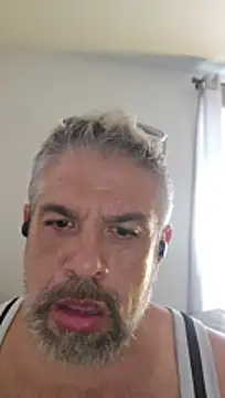 Snapshot of eddy73xxx chatting on 05-29-26, 01:28 eddy73xxx online show from 05-29-26, 01:28