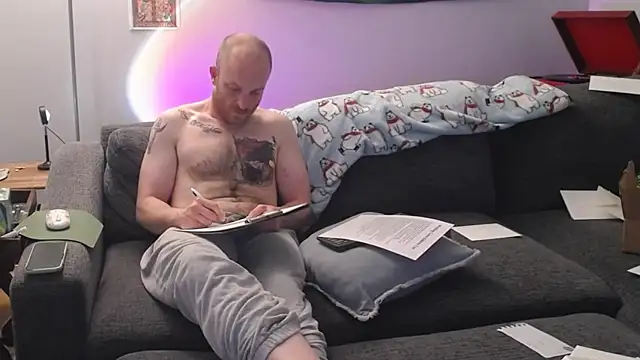 Snapshot of SeanSativa chatting on 05-24-26, 02:00 SeanSativa online show from 05-24-26, 02:00