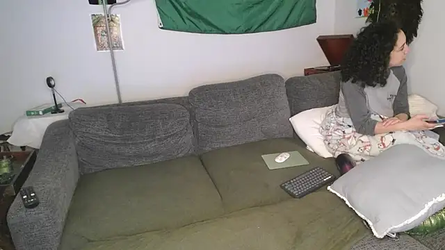 Snapshot of SeanSativa chatting on 05-22-26, 02:20 SeanSativa online show from 05-22-26, 02:20
