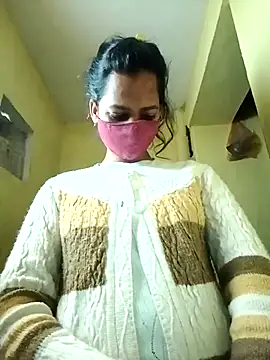 Snapshot of Namrta_cute chatting on 01-08-26, 03:45 Namrta cute online show from 01-08-26, 03:45