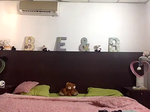 Flabia Roses online show from 01-10-26, 08:48