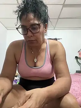 Flabia Roses online show from 01-08-26, 01:22