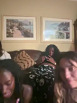 Snapshot of CookiesNcreaming chatting on 06-08-26, 03:18 CookiesNcreaming online show from 06-08-26, 03:18