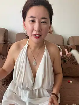 Jingjingxiang-520 online show from 06-02-26, 04:34