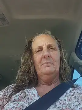 HotAzMilf online show from 04-08-26, 09:16