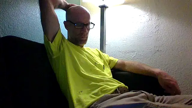 Snapshot of tittycum3636 chatting on 03-25-26, 02:12 tittycum3636 online show from 03-25-26, 02:12