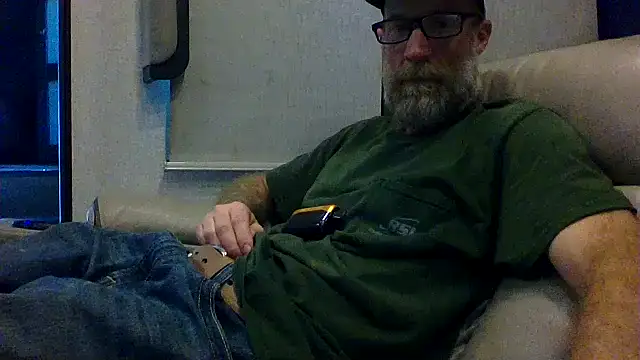 Snapshot of tittycum3636 chatting on 03-13-26, 08:14 tittycum3636 online show from 03-13-26, 08:14