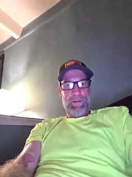 Snapshot of tittycum3636 chatting on 04-13-26, 12:14 tittycum3636 online show from 04-13-26, 12:14