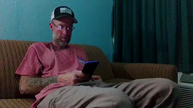 Snapshot of tittycum3636 chatting on 02-05-26, 02:51 tittycum3636 online show from 02-05-26, 02:51