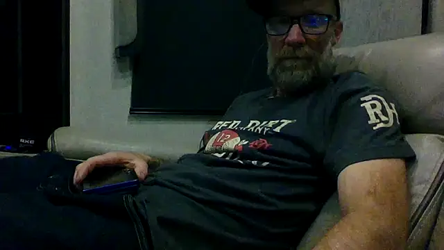 Snapshot of tittycum3636 chatting on 02-21-26, 06:37 tittycum3636 online show from 02-21-26, 06:37