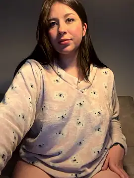 Snapshot of evelynrosess1 chatting on 01-07-26, 03:55 evelynrosess1 online show from 01-07-26, 03:55