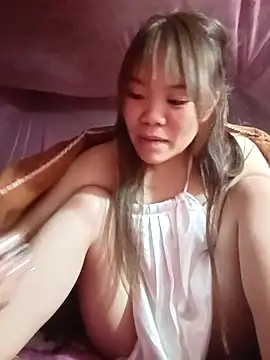 Snapshot of ri9009 chatting on 02-10-26, 01:43 ri9009 online show from 02-10-26, 01:43