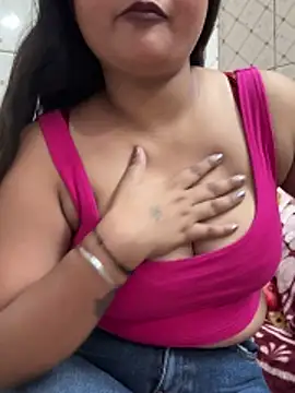 Curvy Anaya online show from 04-22-26, 02:13