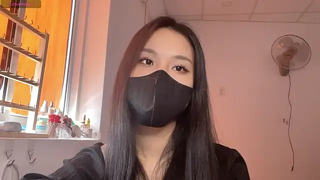 Tieu-May online show from 02-26-26, 06:24