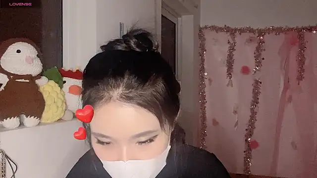 Tieu-May online show from 03-21-26, 09:30