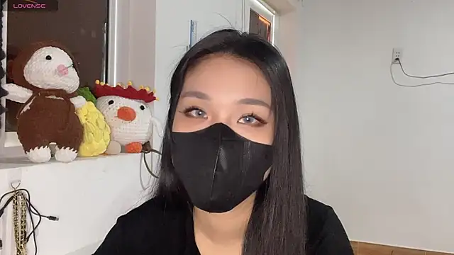 Tieu-May online show from 03-24-26, 08:36