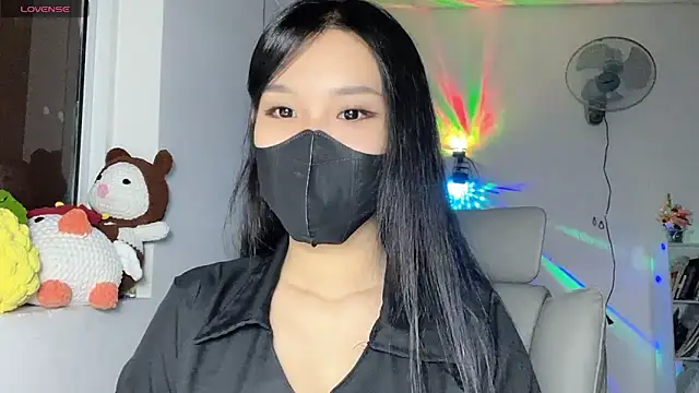 Snapshot of Tieu-May chatting on 06-02-26, 07:52 Tieu-May online show from 06-02-26, 07:52