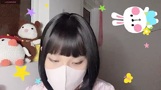 Tieu-May online show from 04-11-26, 09:18