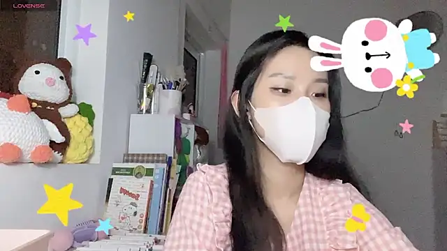 Tieu-May online show from 04-14-26, 08:47