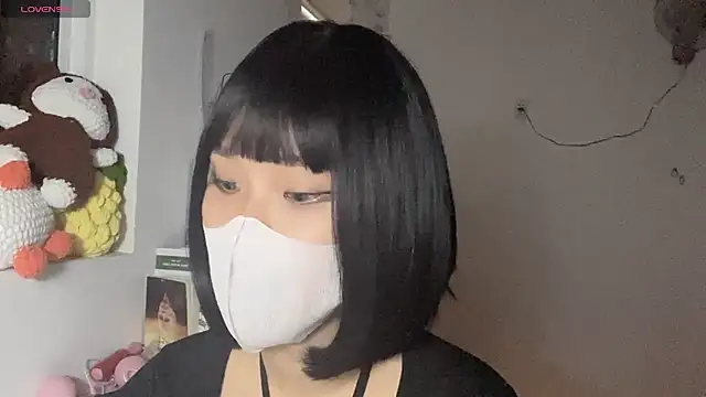 Tieu-May online show from 04-11-26, 07:27