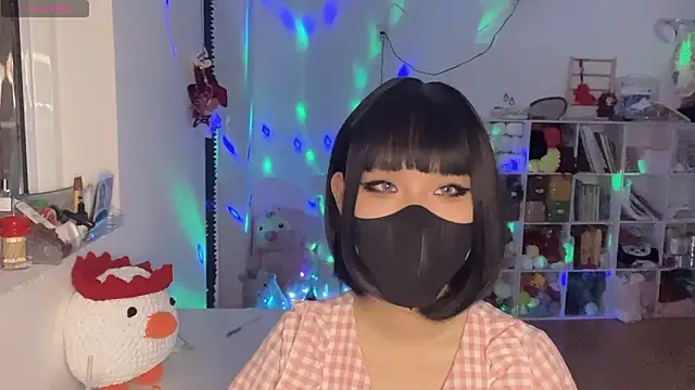 Tieu-May online show from 03-04-26, 07:38