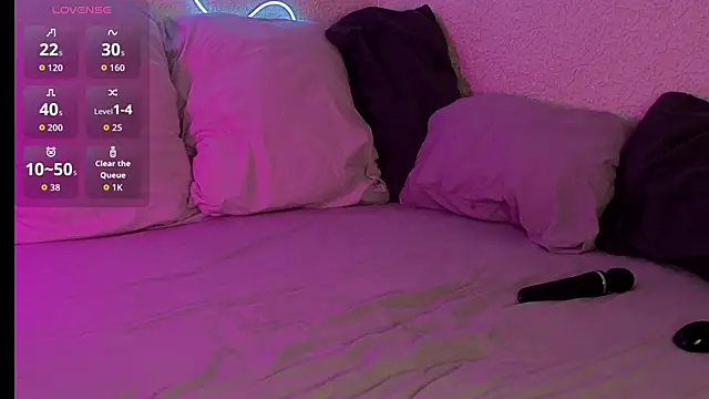 ValeryAlfie online show from 03-28-26, 01:45