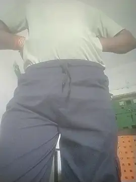 Snapshot of sexyboy_917 chatting on 05-23-26, 03:49 sexyboy 917 online show from 05-23-26, 03:49