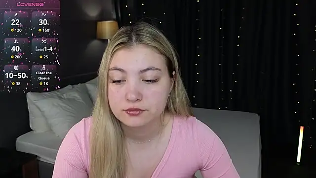 Snapshot of Angel__Grace chatting on 05-09-26, 12:03 Angel Grace online show from 05-09-26, 12:03
