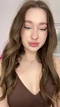 Snapshot of cuteeyesbaby chatting on 02-18-26, 04:21 cuteeyesbaby online show from 02-18-26, 04:21