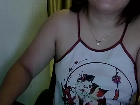 Snapshot of Sarah_no_land chatting on 04-24-26, 06:43 Sarah no land online show from 04-24-26, 06:43