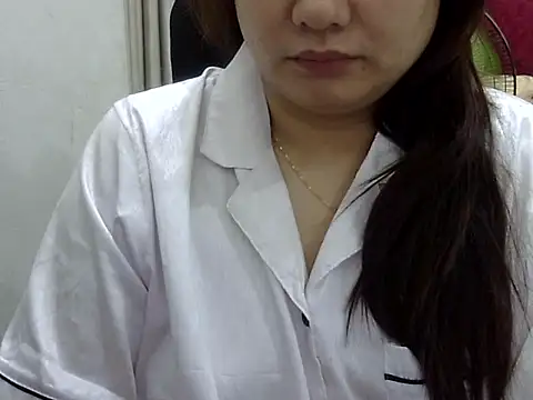 Snapshot of Sarah_no_land chatting on 04-11-26, 04:53 Sarah no land online show from 04-11-26, 04:53