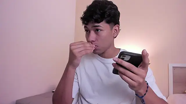 AustinTowers online show from 02-19-26, 07:55