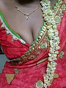 Snapshot of tamil-Diya90 chatting on 05-05-26, 07:06 tamil-Diya90 online show from 05-05-26, 07:06