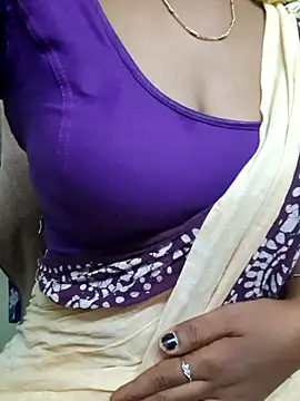 Snapshot of tamil-Diya90 chatting on 06-26-26, 04:24 tamil-Diya90 online show from 06-26-26, 04:24