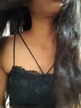 Snapshot of nishi_garg_0 chatting on 06-20-26, 02:33 nishi garg 0 online show from 06-20-26, 02:33