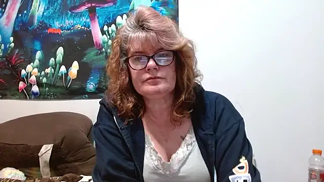 ladylavende3 online show from 02-11-26, 06:57