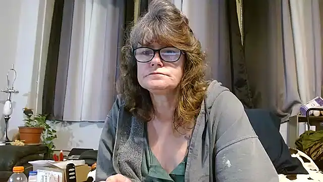 ladylavende3 online show from 03-13-25, 06:05