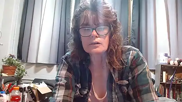 ladylavende3 online show from 02-19-25, 05:16